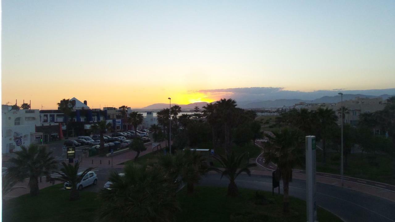 Almerimar Pearl Buitenkant foto
